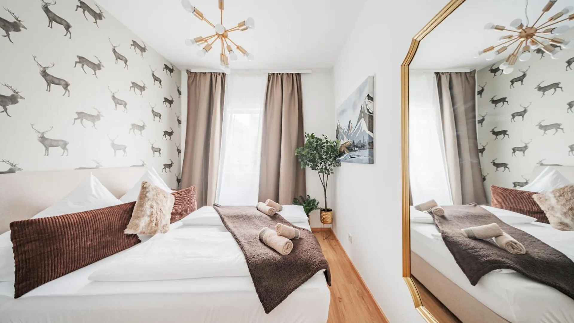The Peak By Home1 Innsbruck Hostel